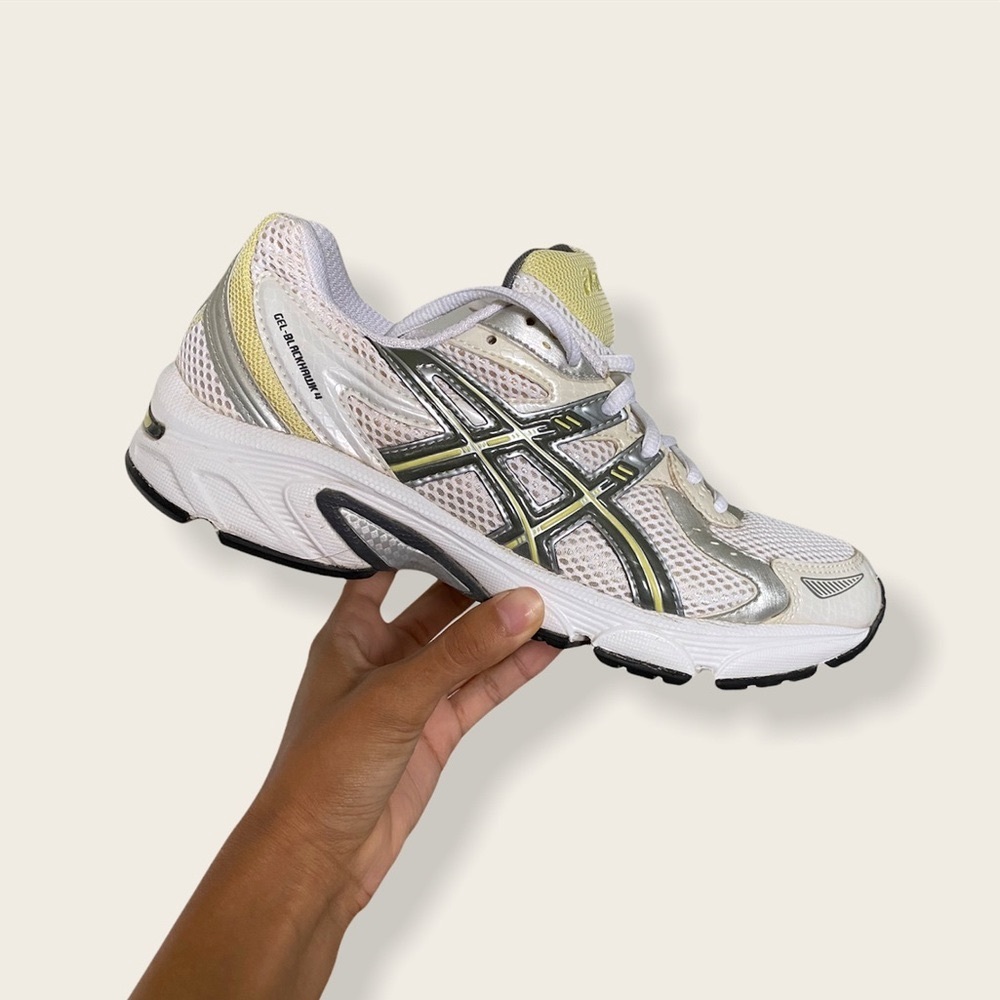 Vintage yellow ASICS Gel Blackhawk 4